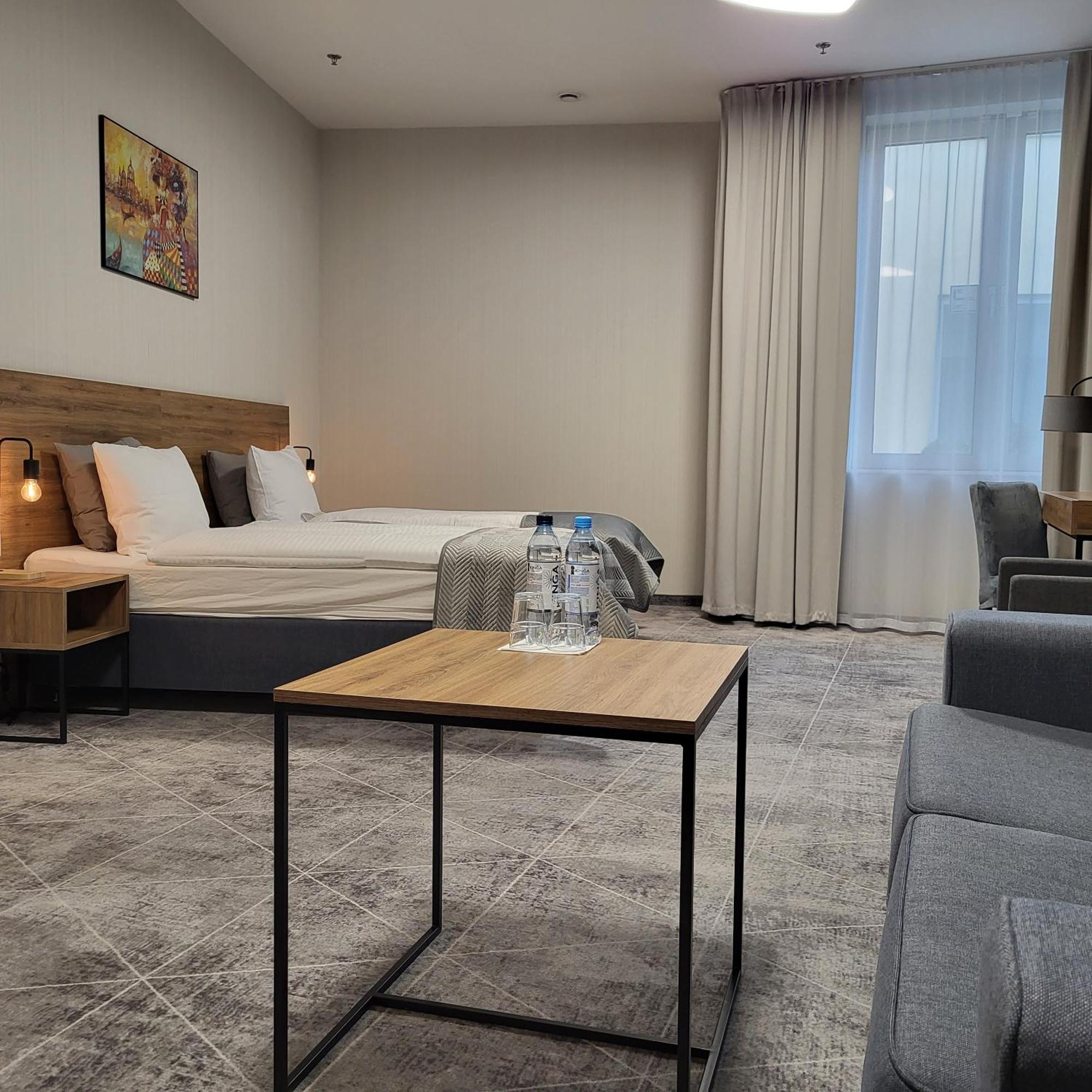 Hotel Centrum Boleslawiec  Εξωτερικό φωτογραφία